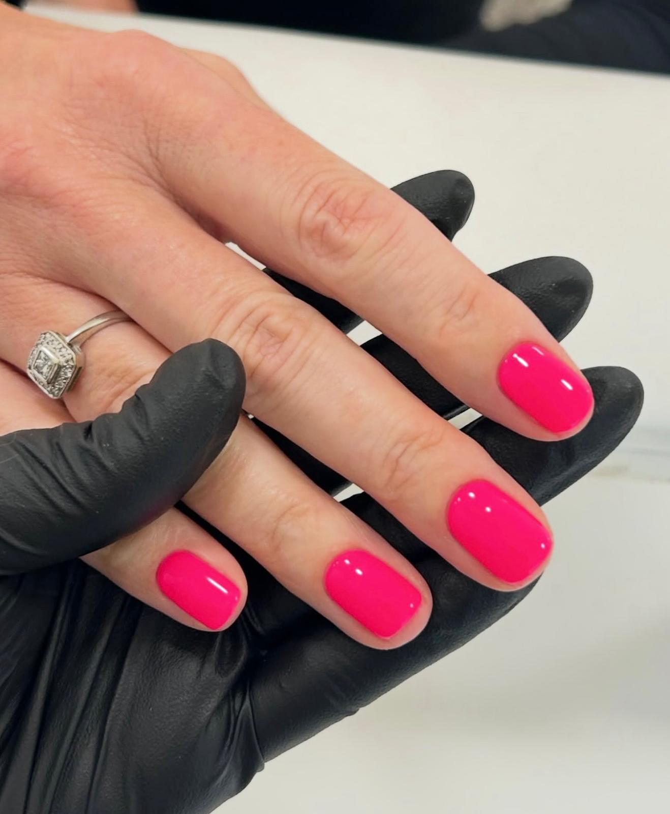 לק ג'ל איכותי ועמיד - עבודות מזל טיפוח ויופי